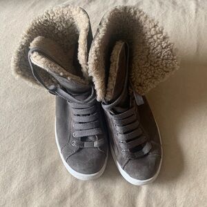 UGG Women's Shearling-Lined High-Top Boots - Gray